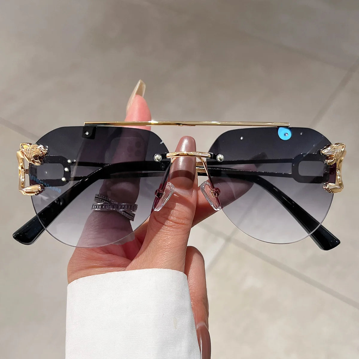Lunettes de soleil sans monture