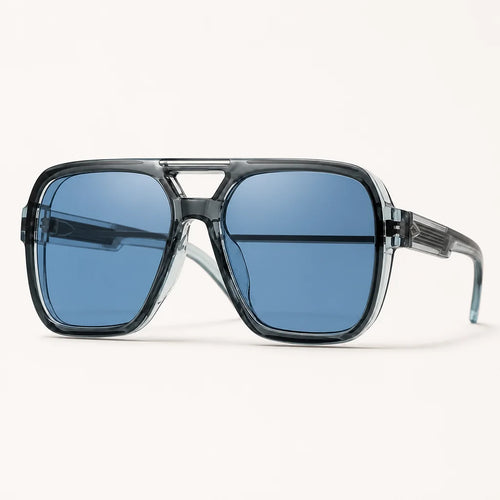 Lunettes de soleil vintage sur fond clair
